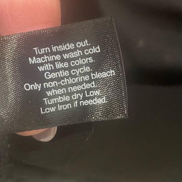 Lane Bryant Black and Gold Polka Dot Blouse - Size 16 - Picture 11 of 11